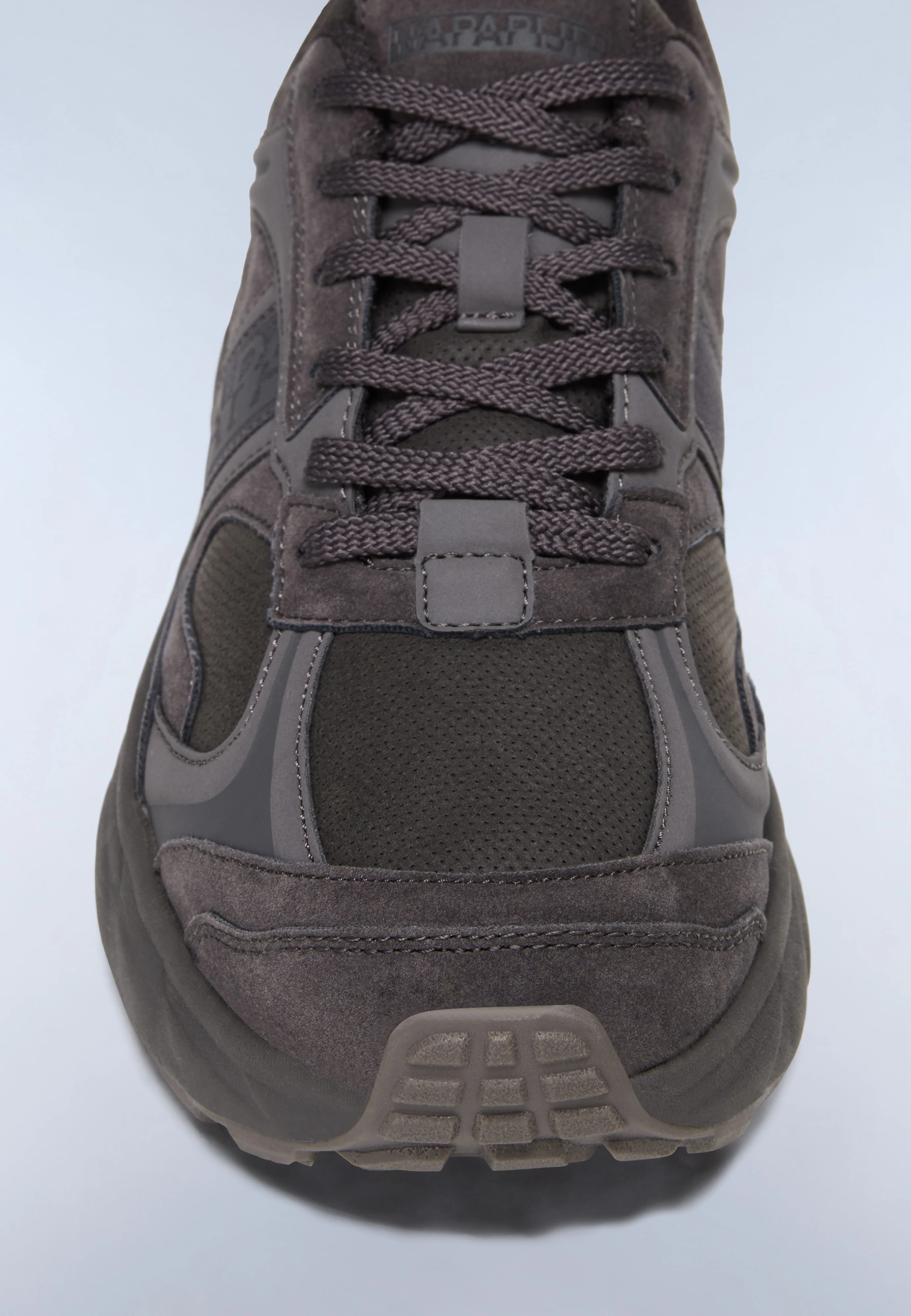 Delta Trainers - Image 7