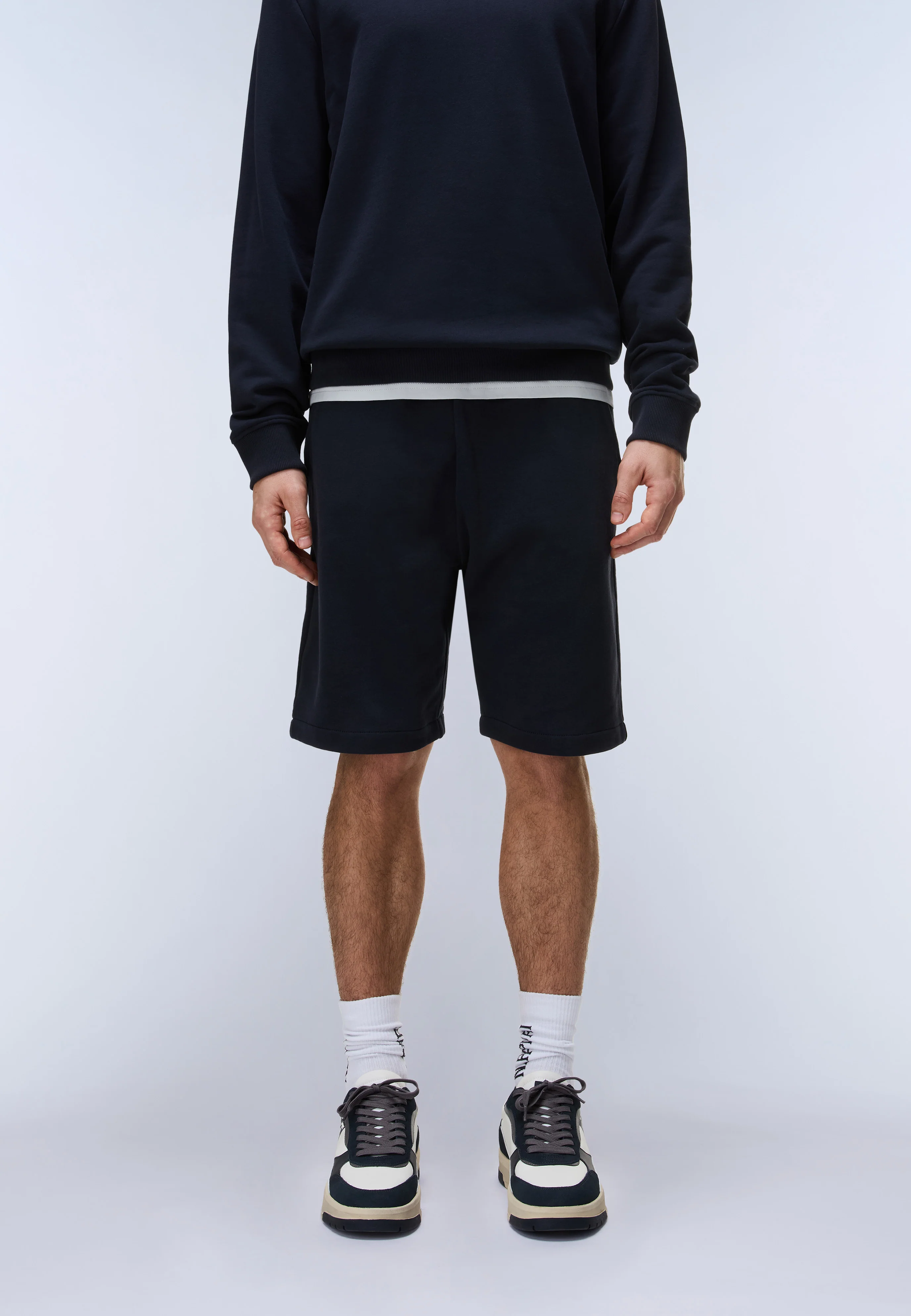 Nalis Bermuda Shorts - Image 2