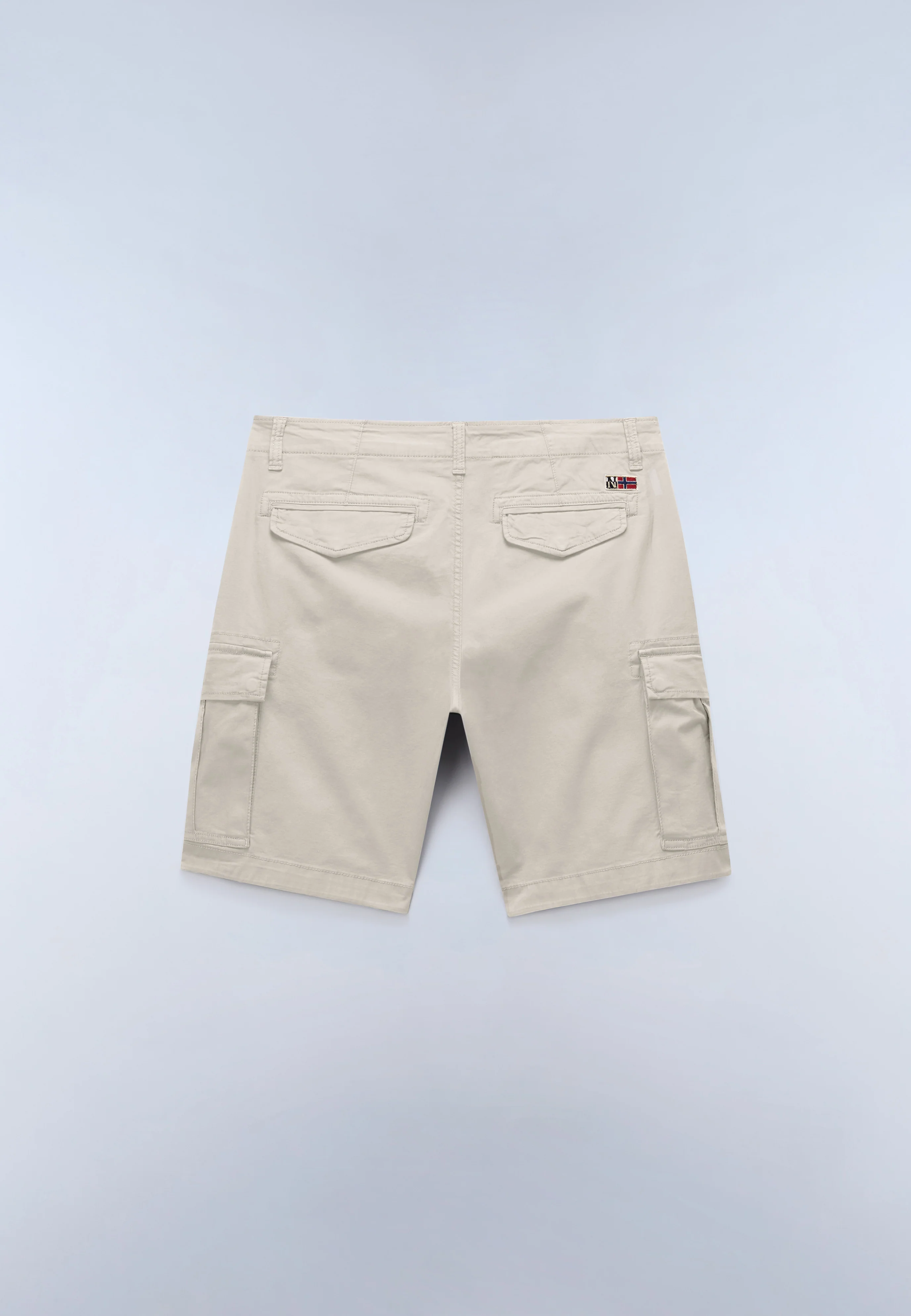 Nevas Bermuda Shorts - Image 4