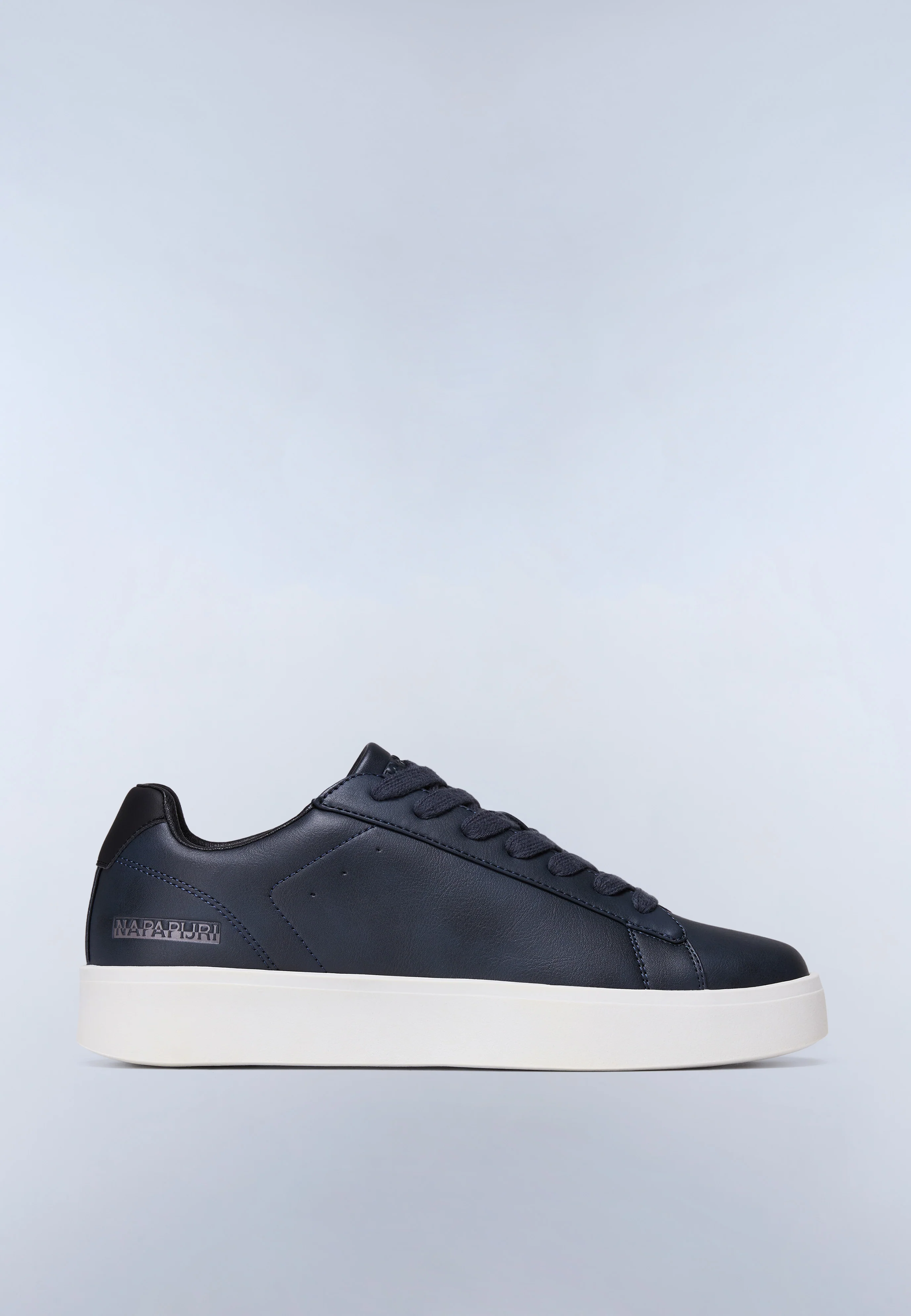 Onyx Trainers