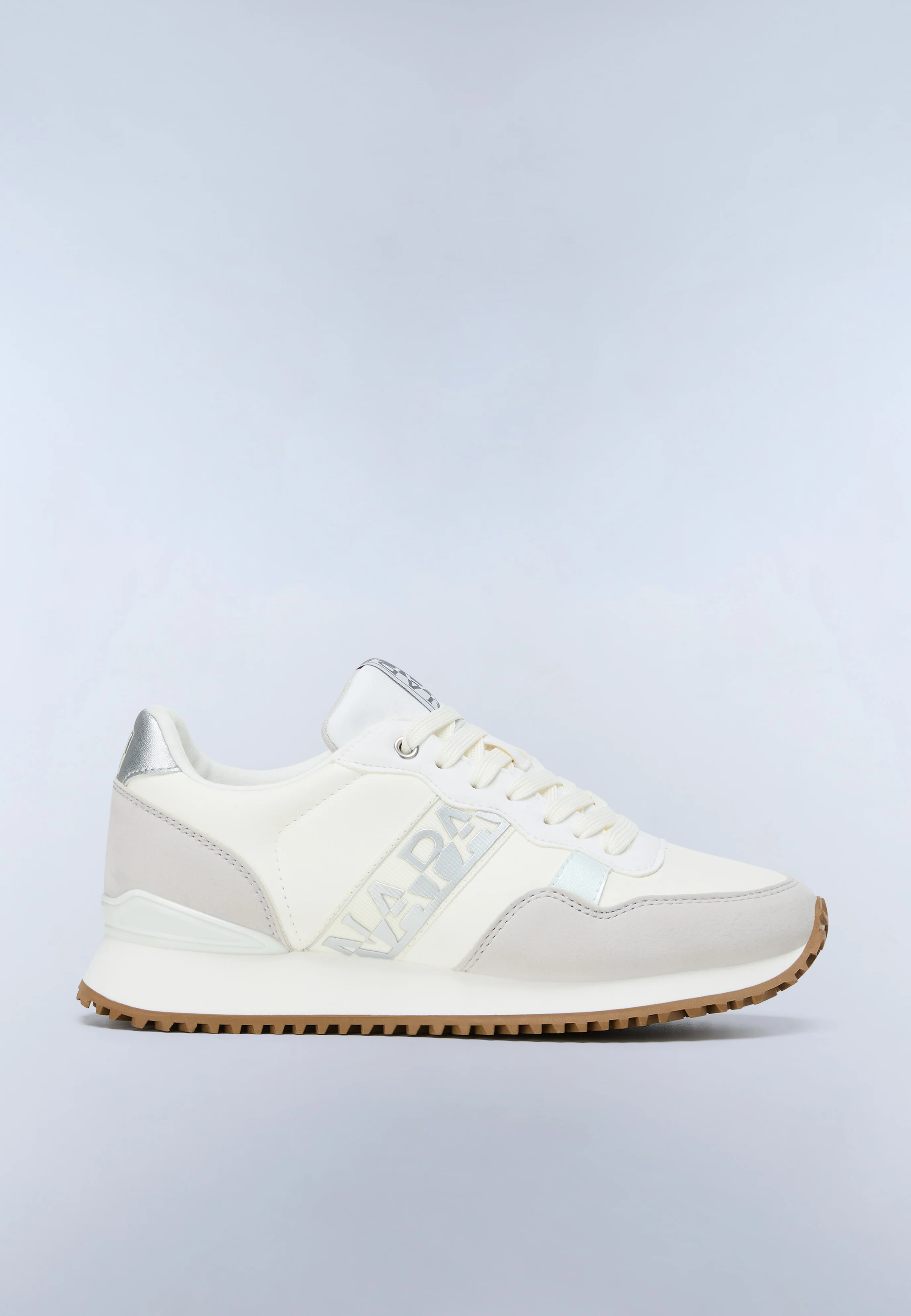 Trainers Astra Syn